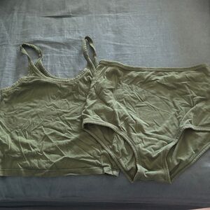 ARQ Olive Women's Intimate Set